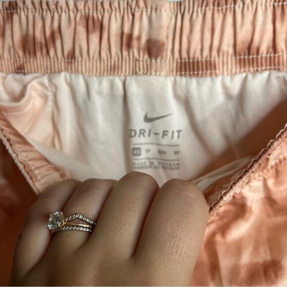 Nike Dri-Fit Printed Spotted Running Tempo Athletic Shorts Size XS - Picture 6 of 9